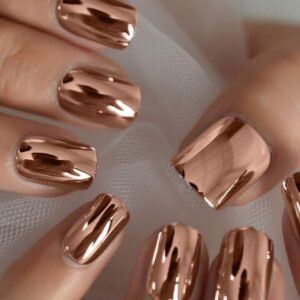 Chrome / Mirror Nails